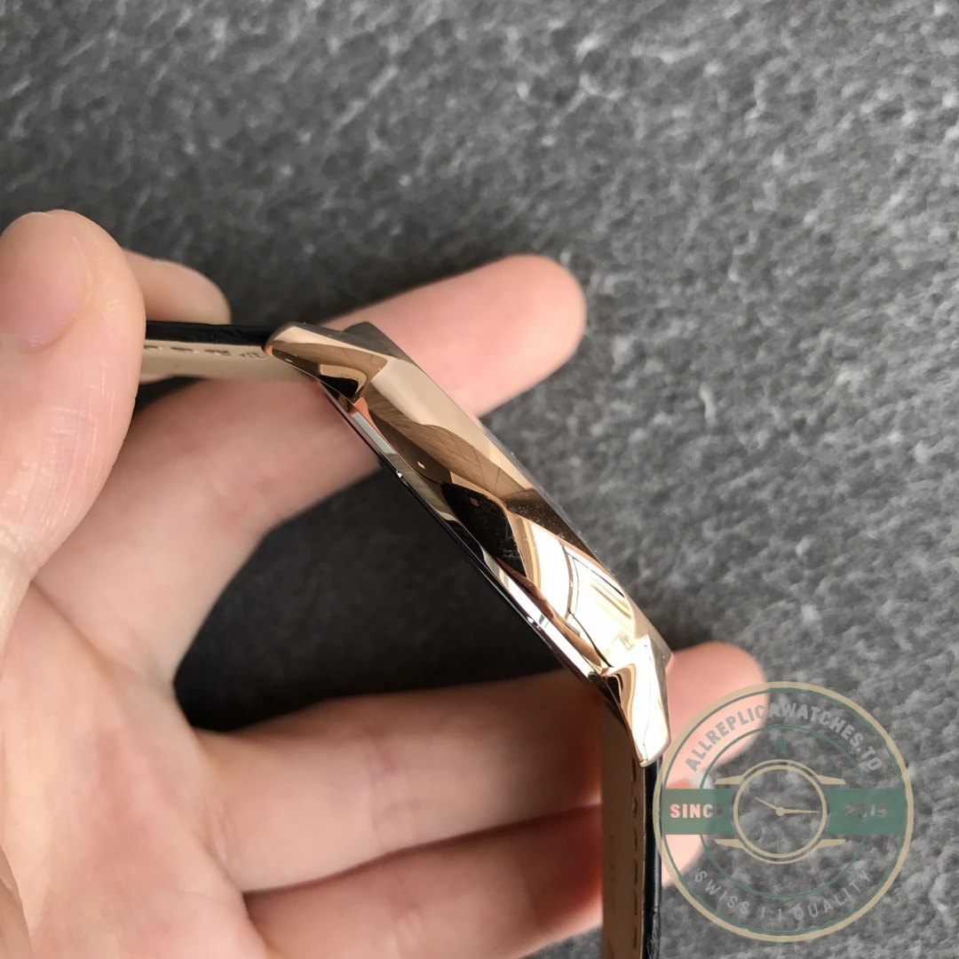 Replica Cartier Ronde Solo Rose Gold 42mm w6701009 - High-Grade Replica Watch