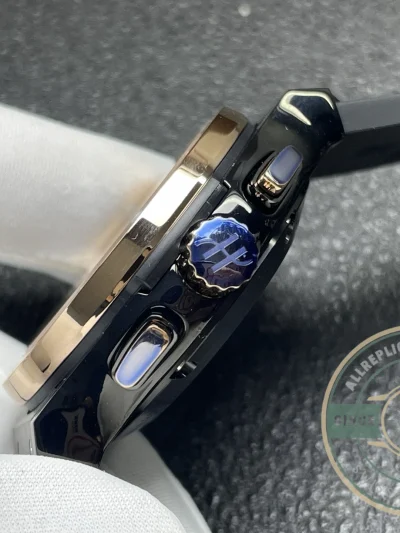 Replica Hublot Classic Fusion Gold 521.CO.1781.RX Carbon Dial - High-Grade Replica Watch