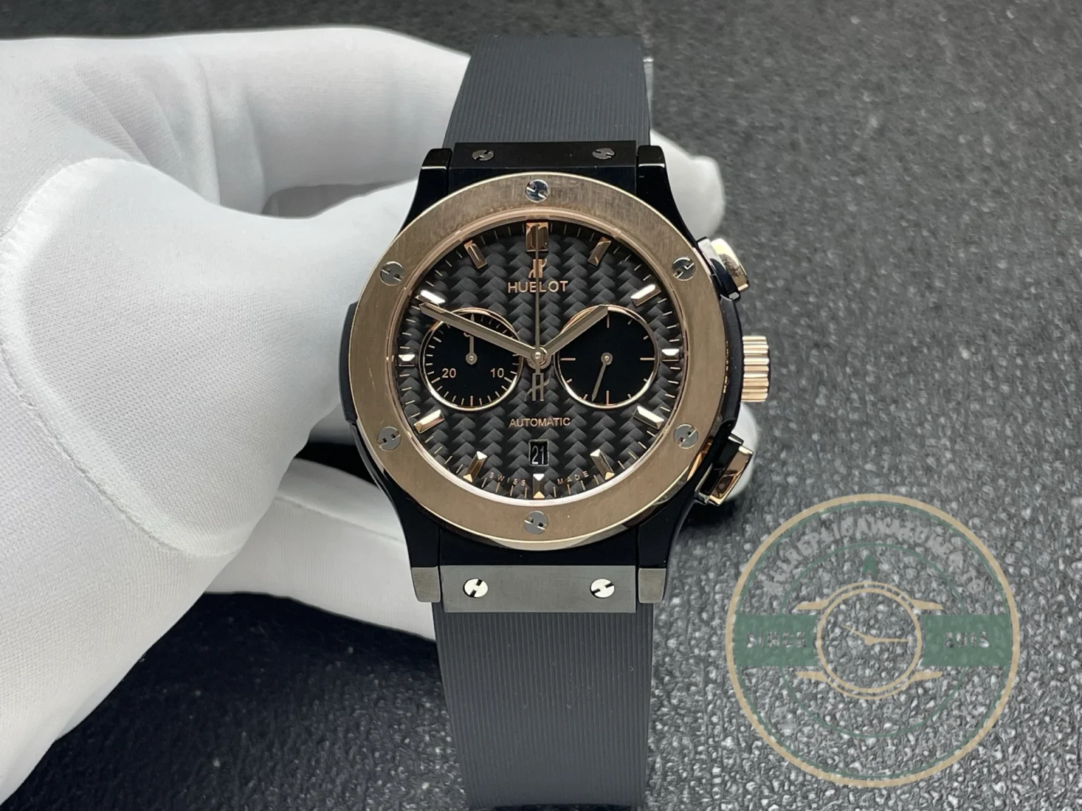 Replica Hublot Classic Fusion Gold 521.CO.1781.RX Carbon Dial - Luxury Replica Watch