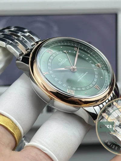 Replica OMEGA De Ville Prestige 434.15.40.20.10.001 40mm Rose Gold, Green Dial - High-Grade Replica Watch