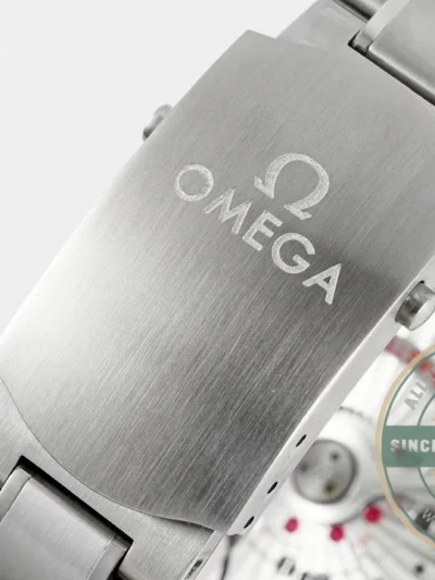 Replica Omega Speedmaster Chronograph, Panda Dial 311.32.40.30.02.001 - Budget Luxury Replica Watch