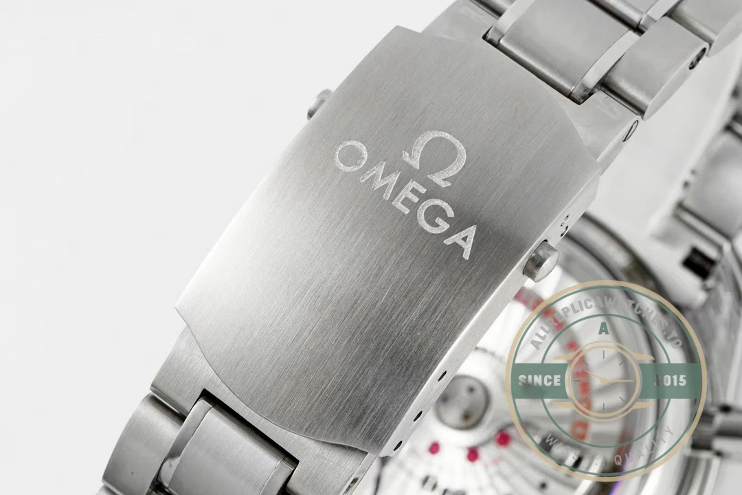 Replica Omega Speedmaster Chronograph, Panda Dial 311.32.40.30.02.001 - Budget Luxury Replica Watch