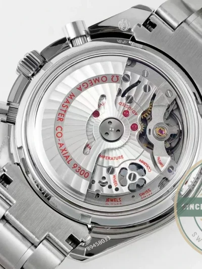 Replica Omega Speedmaster Chronograph, Panda Dial 311.32.40.30.02.001 - Swiss-Made Clone Watch
