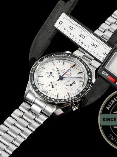 Replica Omega Speedmaster Moonwatch Professional 310.30.42.50.04.001 - 1:1 Swiss Replica Watch