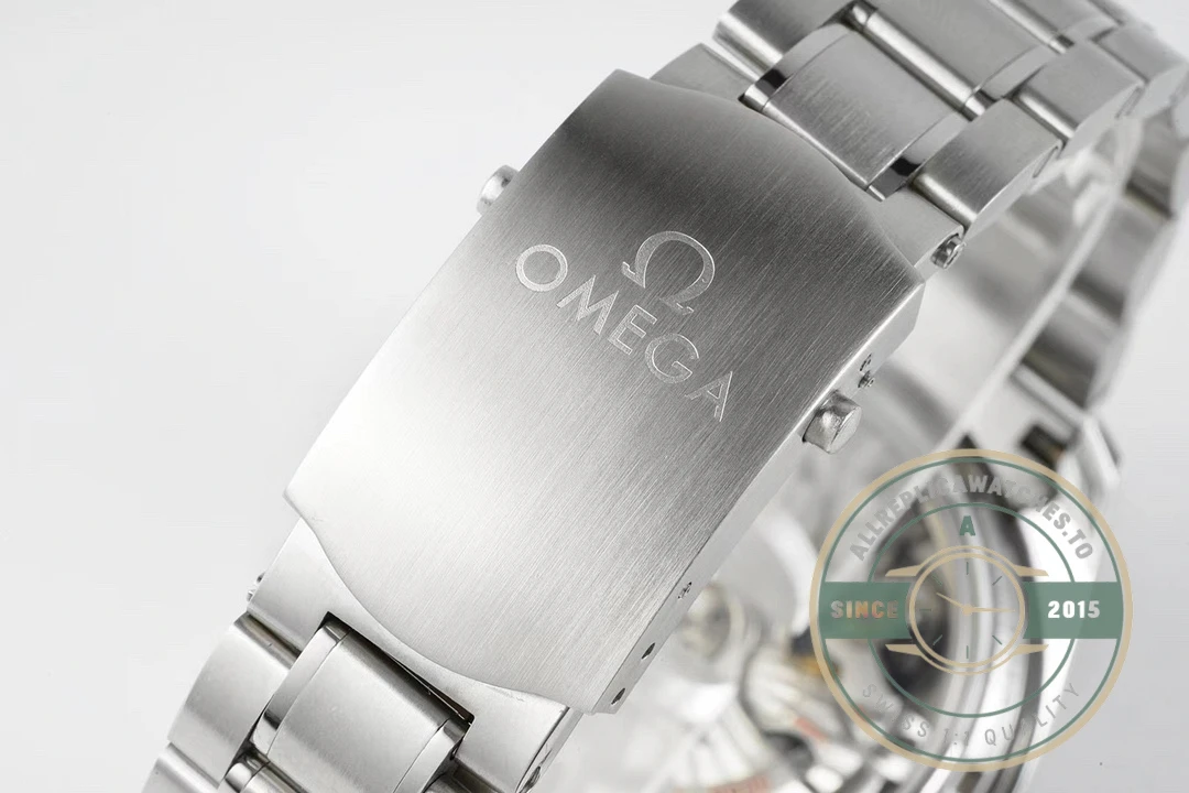 Replica Omega Speedmaster Racing Master Chronometer 329.30.44.51.06.001 - Premium Super Clone Watch