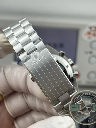 Replica Omega Speedmaster Snoopy 42mm 310.32.42.50.02.001 - Swiss Movement Replica Watch