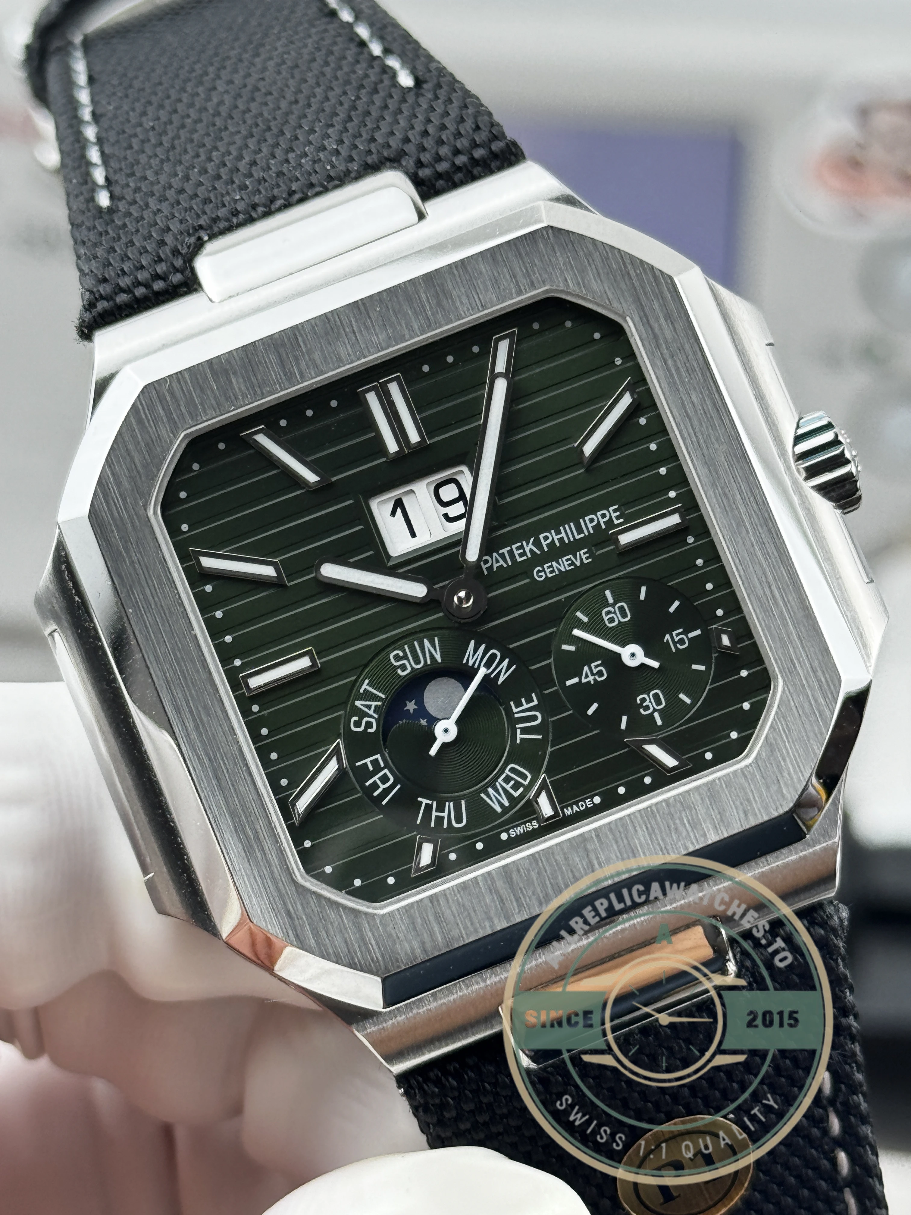 Replica Patek Philippe Cubitus 5822P-002 Green Dial - High-Grade Replica Watch