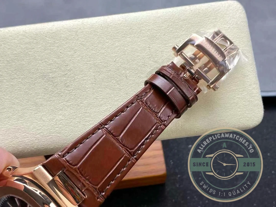 Replica Patek Philippe Nautilus 5980-1R Leather Strap 40.5mm Black Dial - Swiss Movement Replica Watch