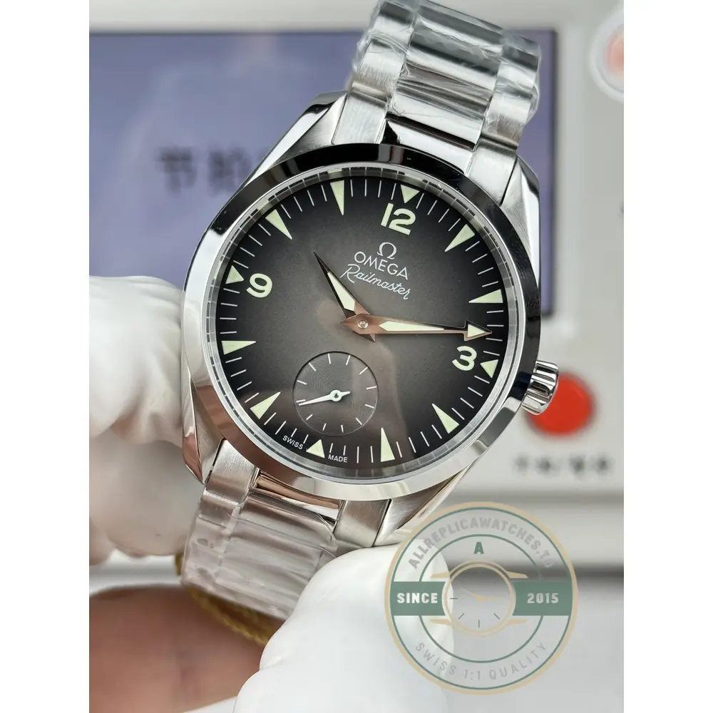 Replica Omega Railmaster steel bracelet with brushed centre links between polished outer links