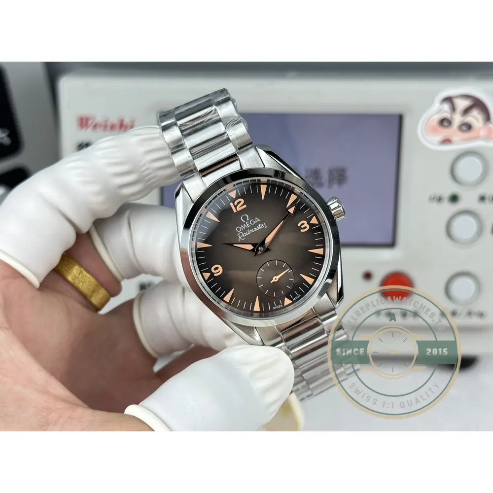 Super clone Omega Railmaster broad arrow hands carried over from the 1957 Railmaster design