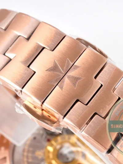 Replica Vacheron Constantin Overseas 42mm Rose Gold 5500V000R-B074 - Premium Super Clone Watch