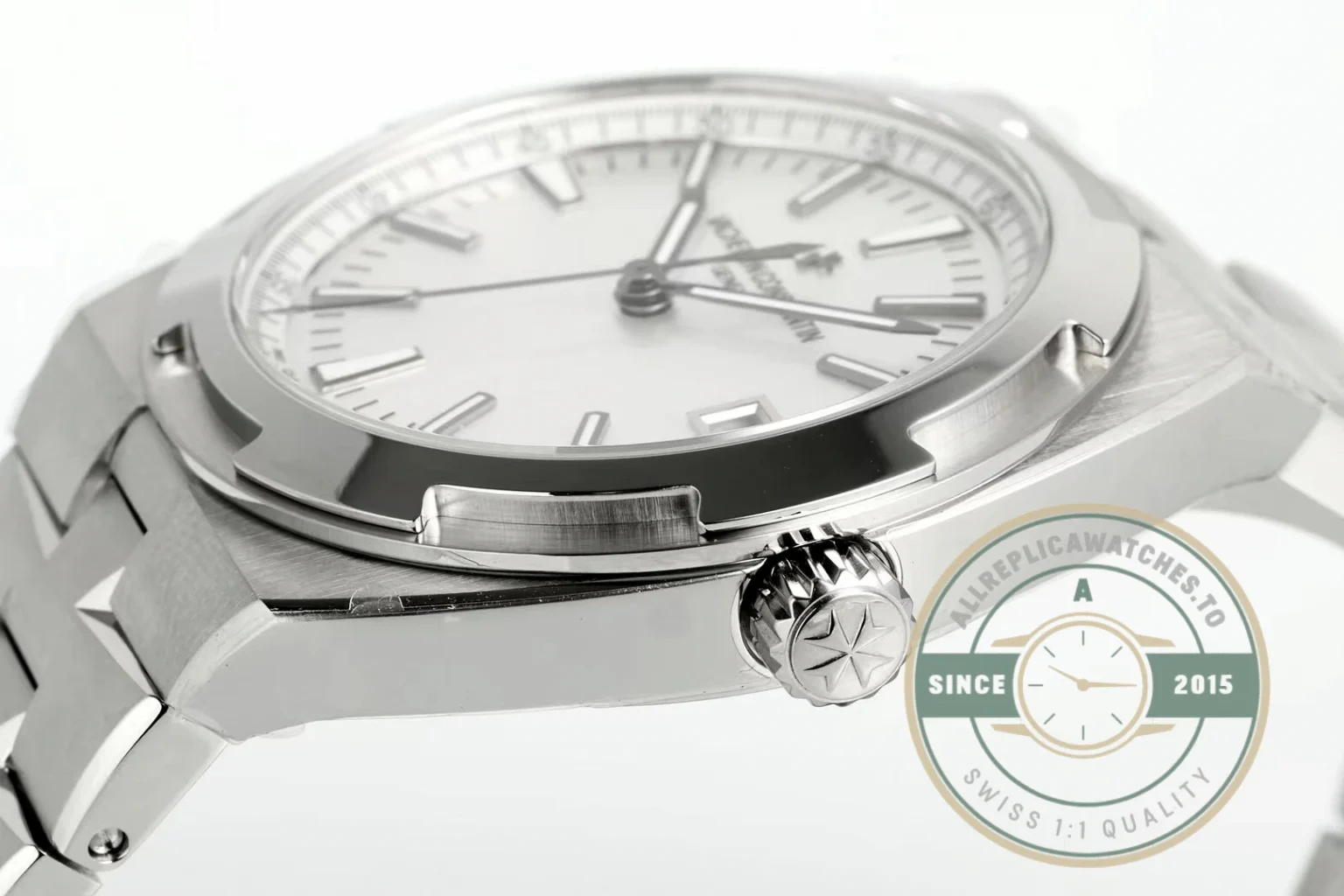 Replica Vacheron Constantin Overseas 4500V110A-B126 Silver - Budget Luxury Replica Watch