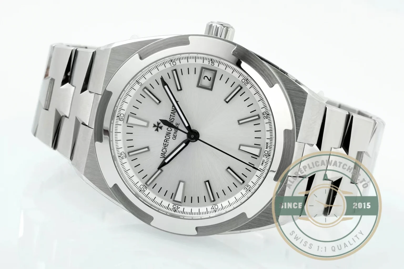 Replica Vacheron Constantin Overseas 4500V110A-B126 Silver - Swiss Movement Replica Watch