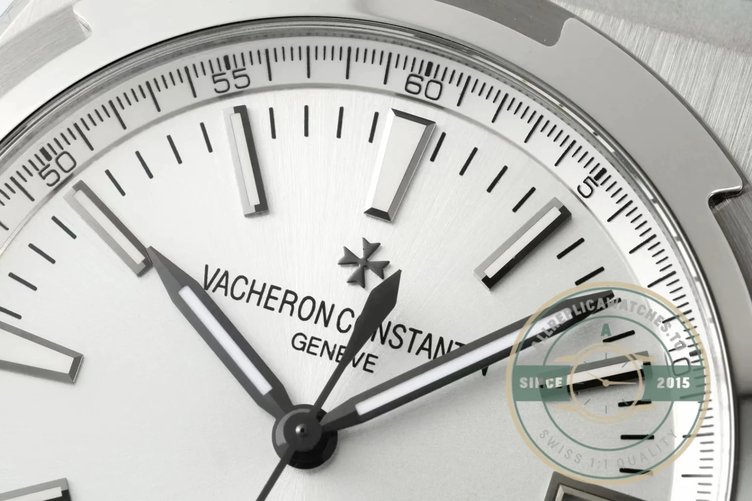 Replica Vacheron Constantin Overseas 4500V110A-B126 Silver - 1:1 Swiss Replica Watch