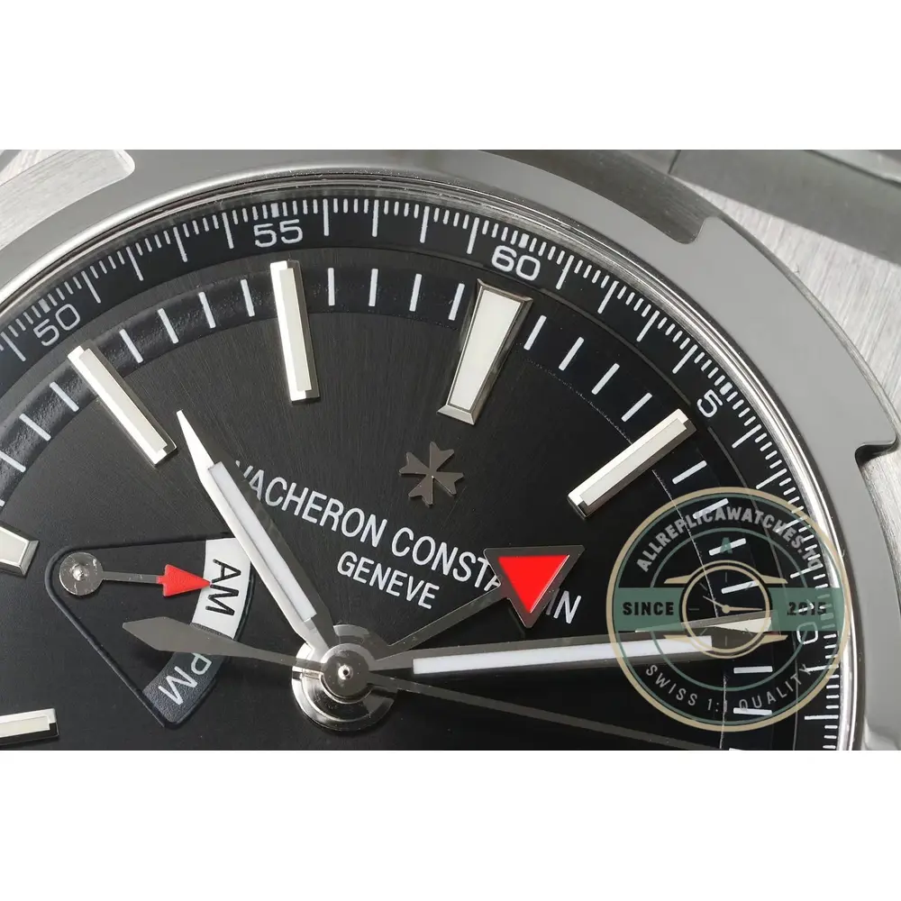 Replica Vacheron Constantin Overseas Black Dial 7900V110A-B546 - Factory Super Clone Watch