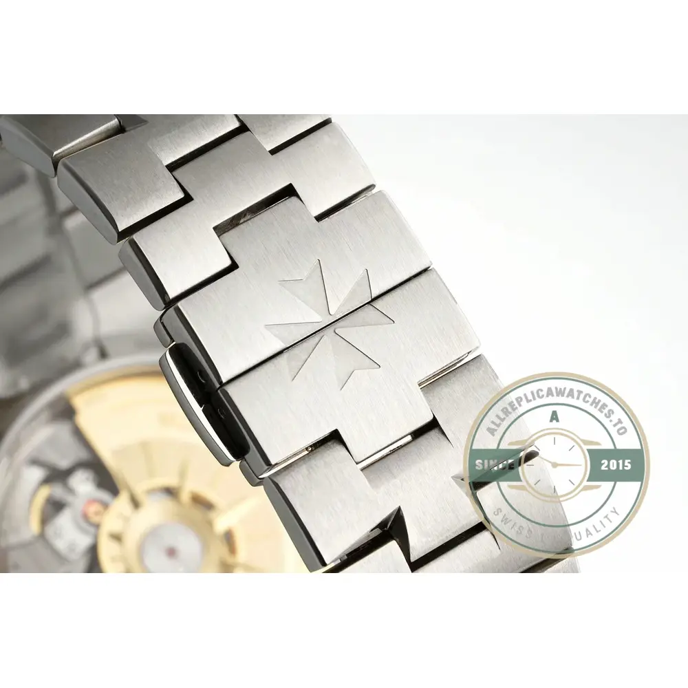 Replica Vacheron Constantin Overseas Black Dial 7900V110A-B546 - Affordable Luxury Replica Timepiece