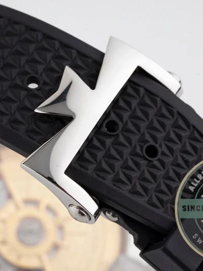 Replica Vacheron Constantin Overseas White Dial 42.5mm 5500М110A-B075 - Swiss-Made Clone Watch