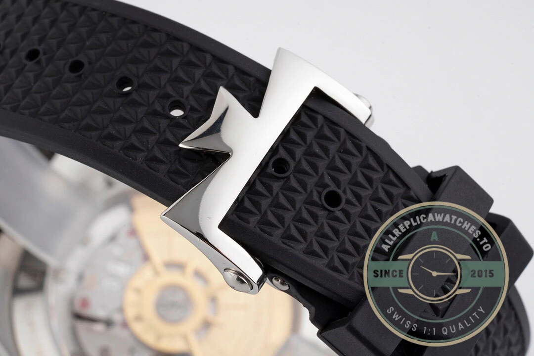 Replica Vacheron Constantin Overseas White Dial 42.5mm 5500М110A-B075 - Swiss-Made Clone Watch
