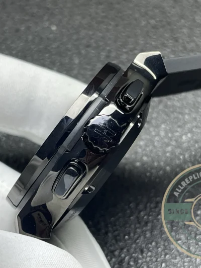 Superclone Hublot Classic Fusion Chronograph 521.CM.1770.RX Carbon Dial - Premium Super Clone Watch
