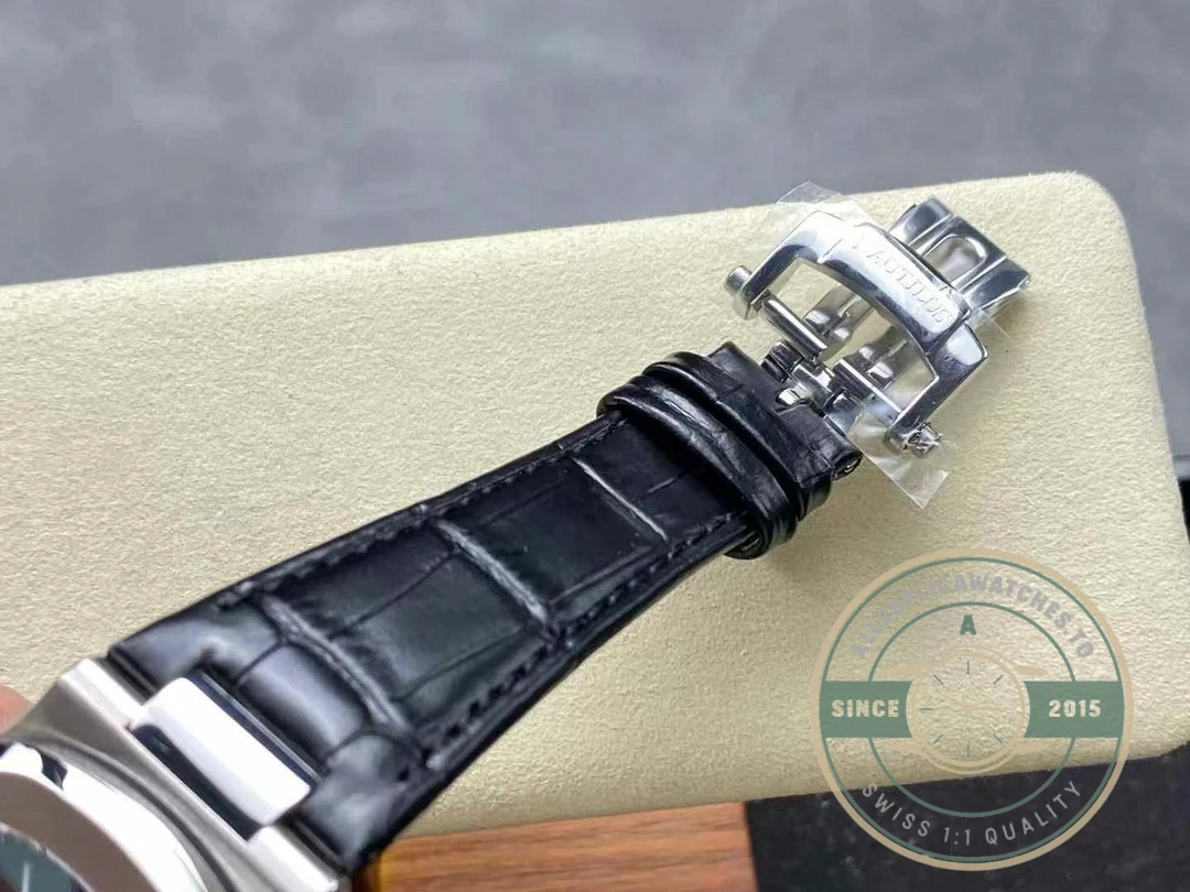 Superclone Nautilus 5980-5R White 40.5mm Blue Dial - Swiss-Made Clone Watch