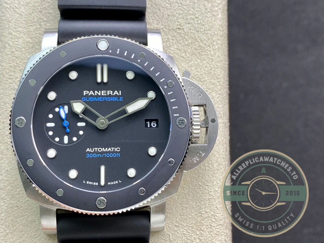 Superclone Panerai Submersible PAM 02683 Automatic Steel - Premium Super Clone Watch