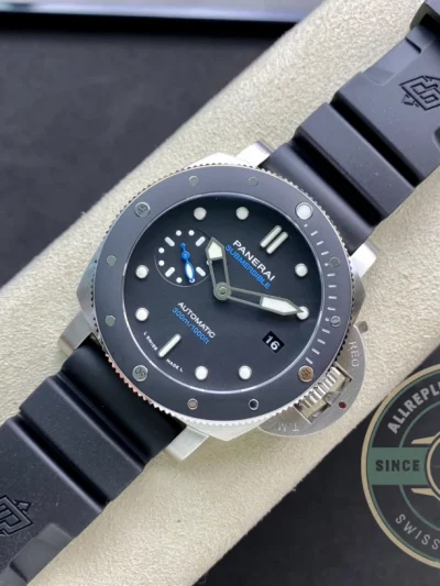 Superclone Panerai Submersible PAM 02683 Automatic Steel - Factory Super Clone Watch