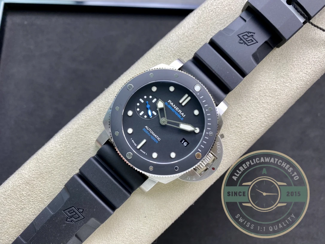 Superclone Panerai Submersible PAM 02683 Automatic Steel - Factory Super Clone Watch
