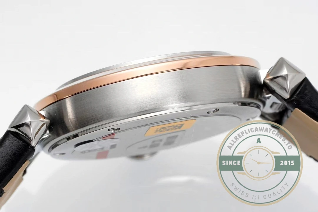 Swiss Clone Pasha de Cartier 35 mm Rose Gold WGPA0014 - Factory Super Clone Watch