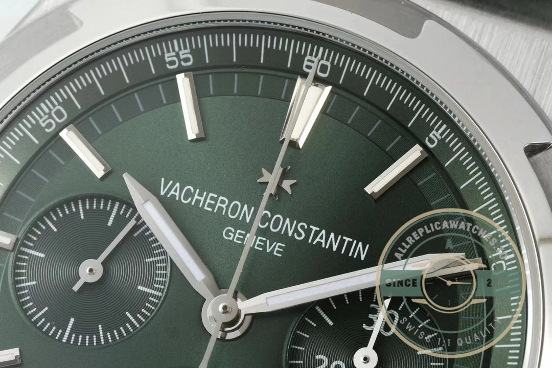 Swiss Clone Vacheron Constantin Overseas 5520V210R-B966 Green Dial - Swiss-Made Clone Watch