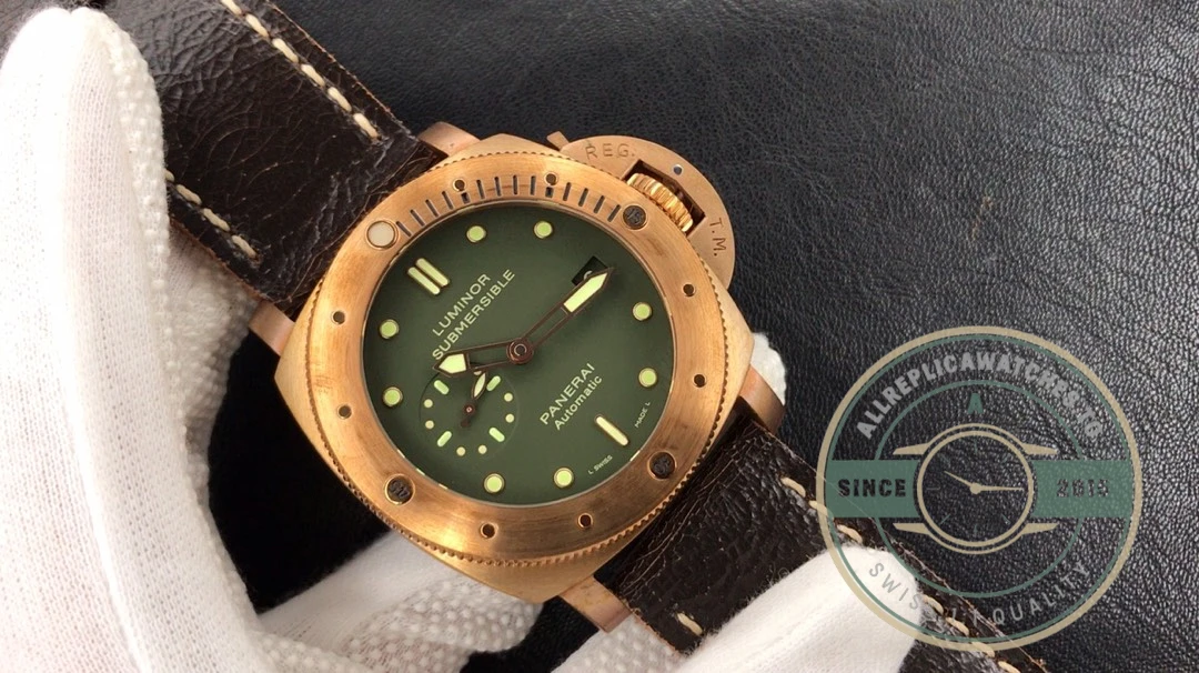 Swiss Replica Panerai Luminor Submersible PAM382 - 1:1 Swiss Replica Watch