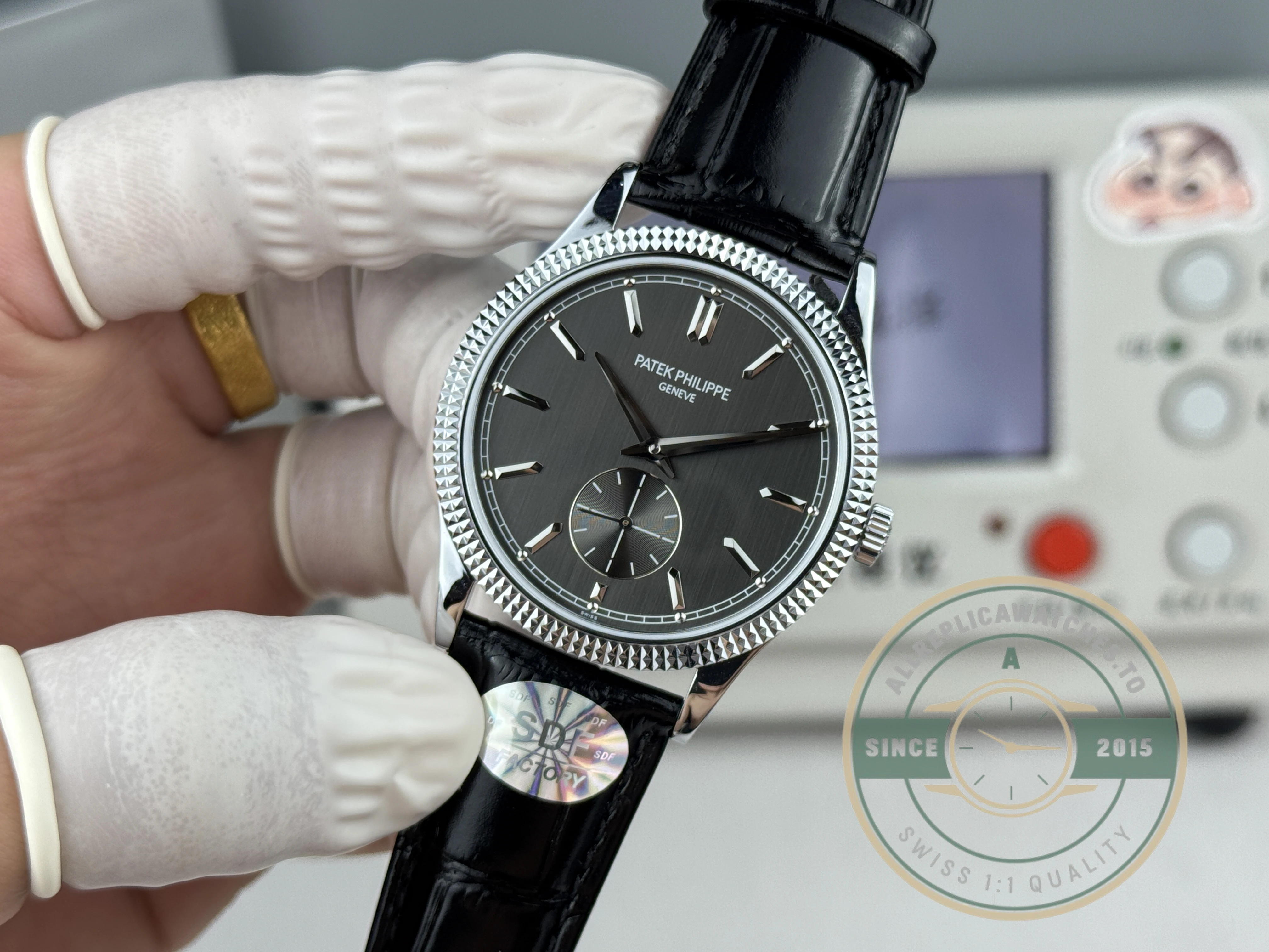 Swiss Replica Calatrava Patek 6119R-002 White Gold 39mm Black Dial - Top-Tier Swiss Replica Watch