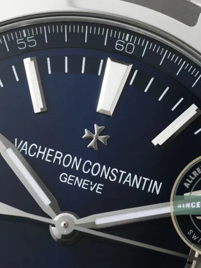 Swiss Replica Vacheron Constantin Overseas 4500V110A-B128 Blue Dial - Top-Tier Swiss Replica Watch