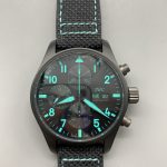 Under 100 grams on the wrist, among the lightest chronographs in the range