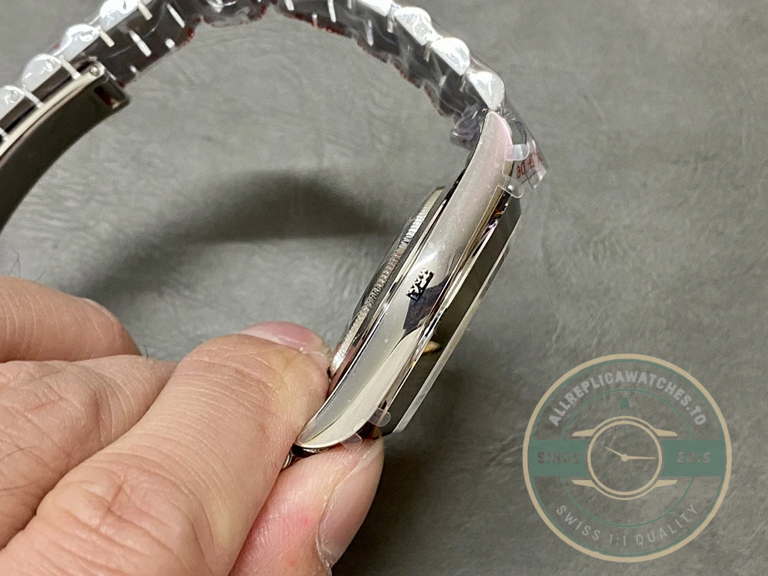 Clone Rolex Day-Date 40mm Blue Arabic Dial 228206 - Best Quality Replica Watch