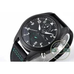 Pushers scaled up so the chronograph can be worked with driving gloves on