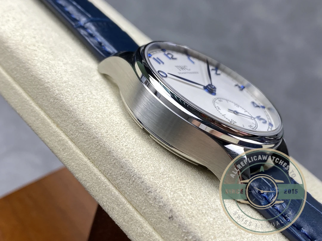 Replica IWC PORTUGUESE AUTOMATIC 44mm White Gold IW358304 - Premium Super Clone Watch