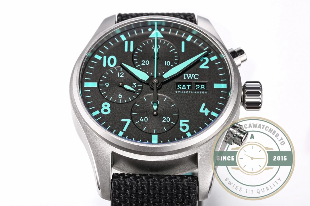 IWC Pilot Chronograph AMG Petronas Formula 41mm Titanium IW388108 - Best Quality Replica Watch