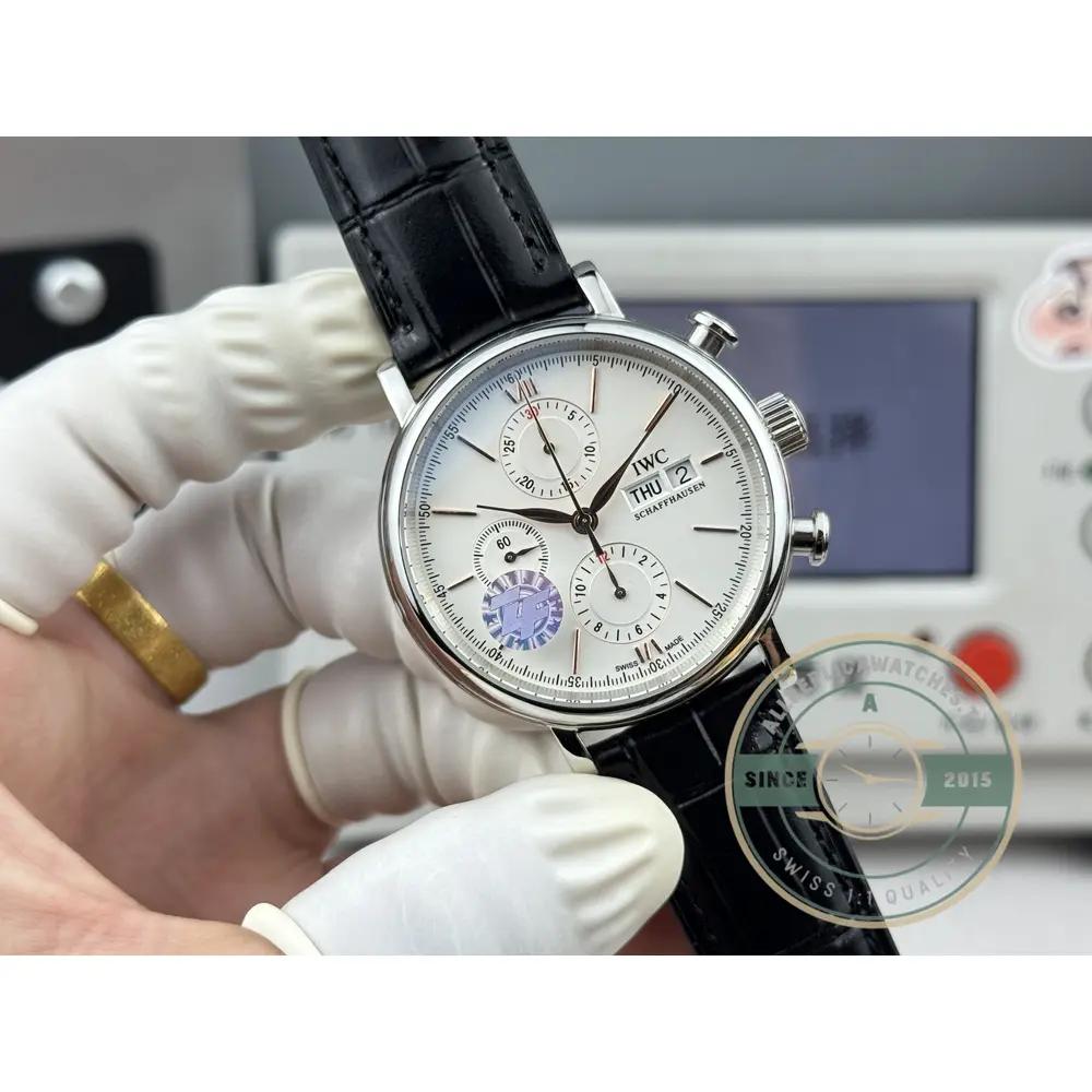 Replica IWC Portofino Chronograph Silver Dial 42 IW391001 - Affordable Luxury Replica Timepiece