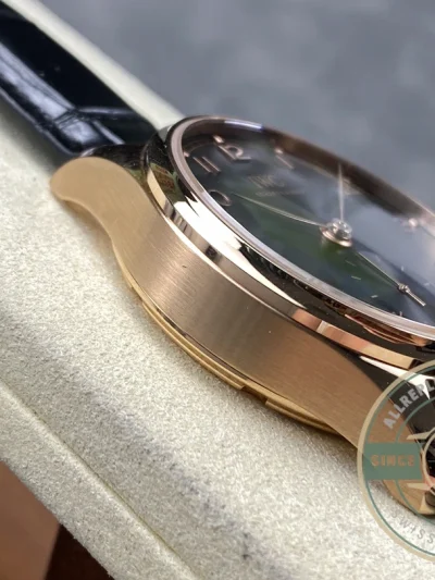 Replica IWC Portugieser Automatic 40mm Black Dial IW358401 - Top-Tier Swiss Replica Watch