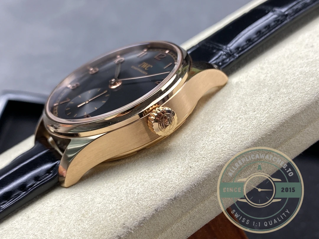 Replica IWC Portugieser Automatic 40mm Black Dial IW358401 - 1:1 Swiss Replica Watch