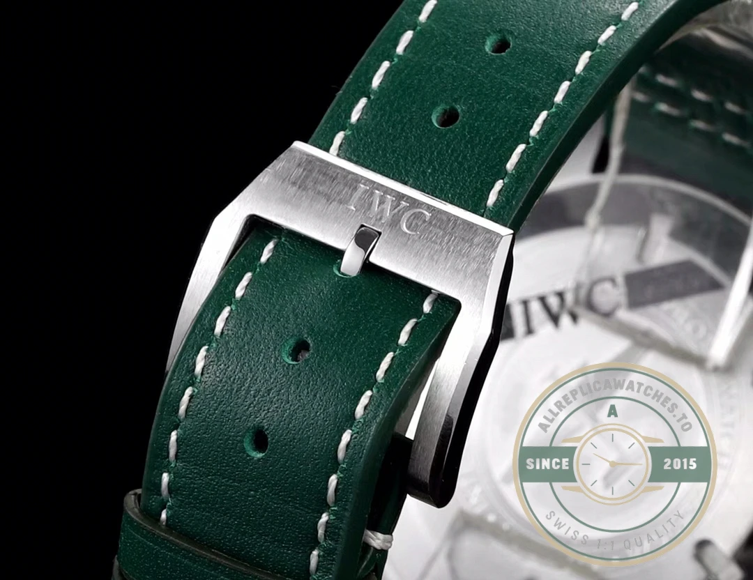 Replica IWC Schaffhausen Mark XX 40mm Green Dial IW328205 - Swiss-Made Clone Watch