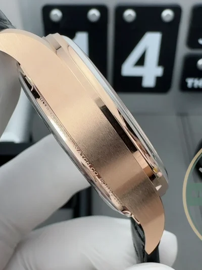 Replica IWC Schaffhausen Portugieser 42mm Rose Gold IW500701 - Factory Super Clone Watch