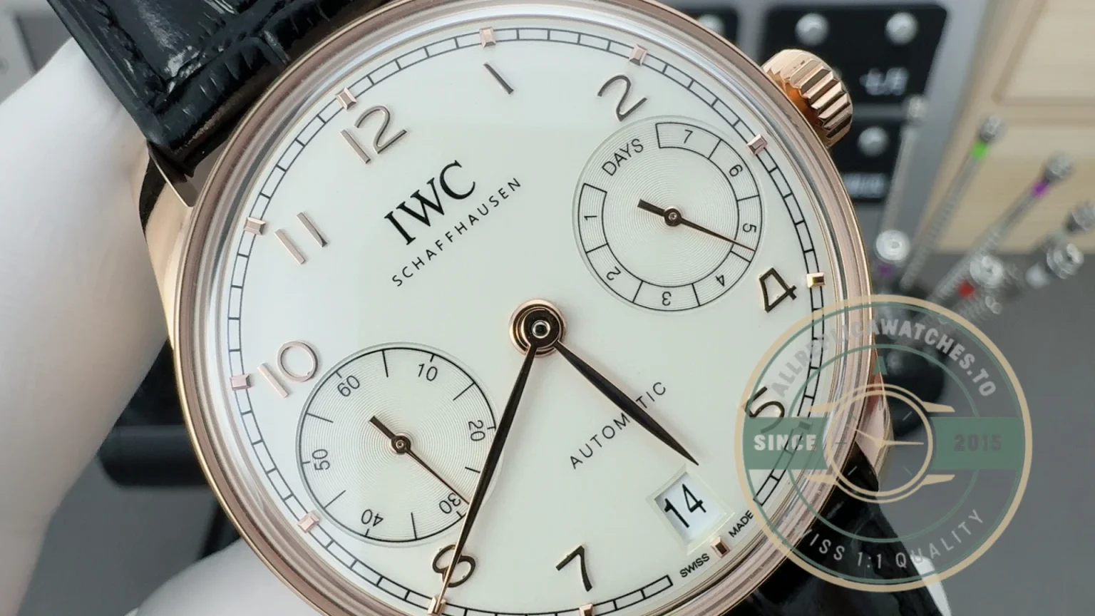 Replica IWC Schaffhausen Portugieser 42mm Rose Gold IW500701 - Swiss-Made Clone Watch