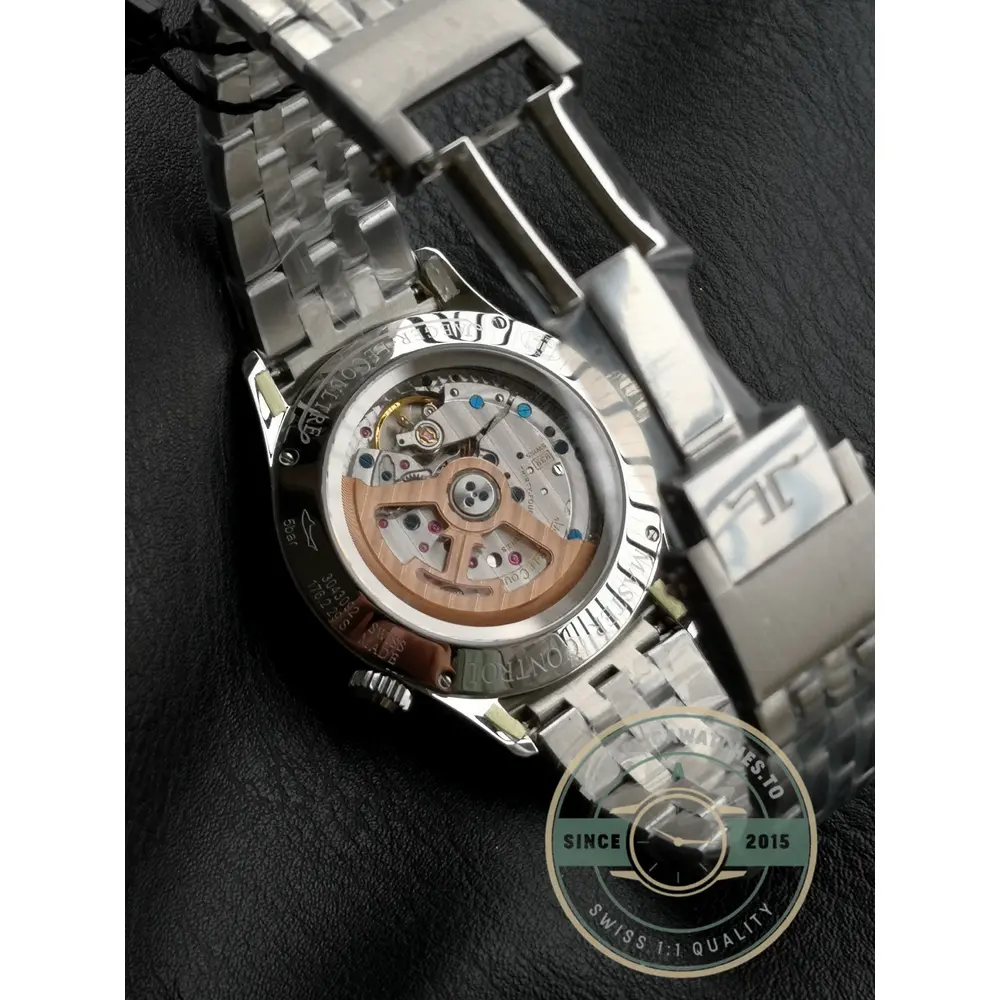 Replica Jaeger-LeCoultre Master Geographic Black Dial Q1428171 - Affordable Luxury Replica Timepiece