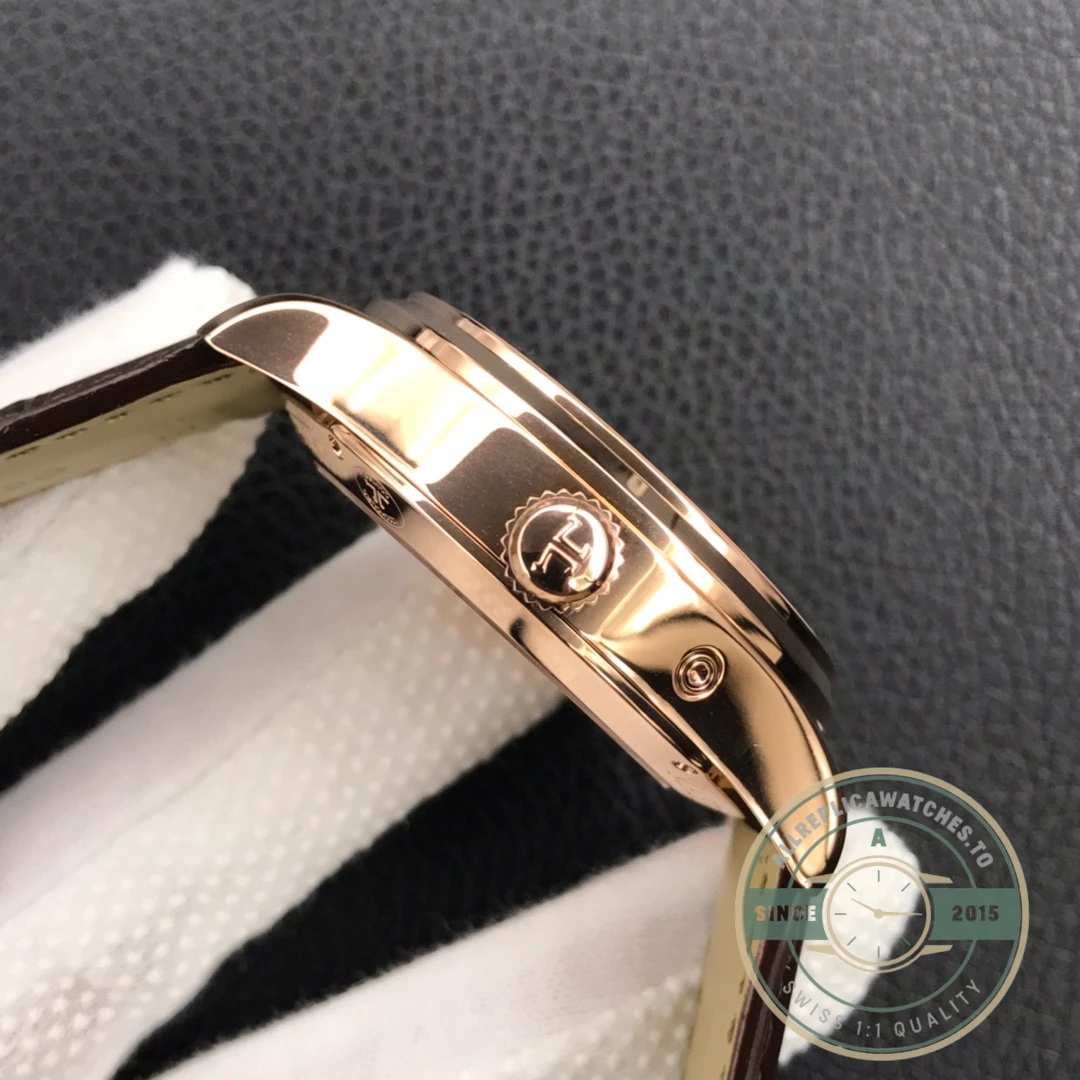 Replica Jaeger LeCoultre Master Geographic Silver Dial Q1422421 - Luxury Replica Watch