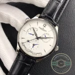 Power reserve arc at ten with its blued pointer sitting close to the full mark