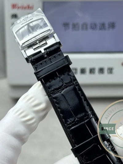 Replica Jaeger-LeCoultre Master Ultra Thin Moon 39mm Black Dial Q1368470 - Affordable Super Clone Watch