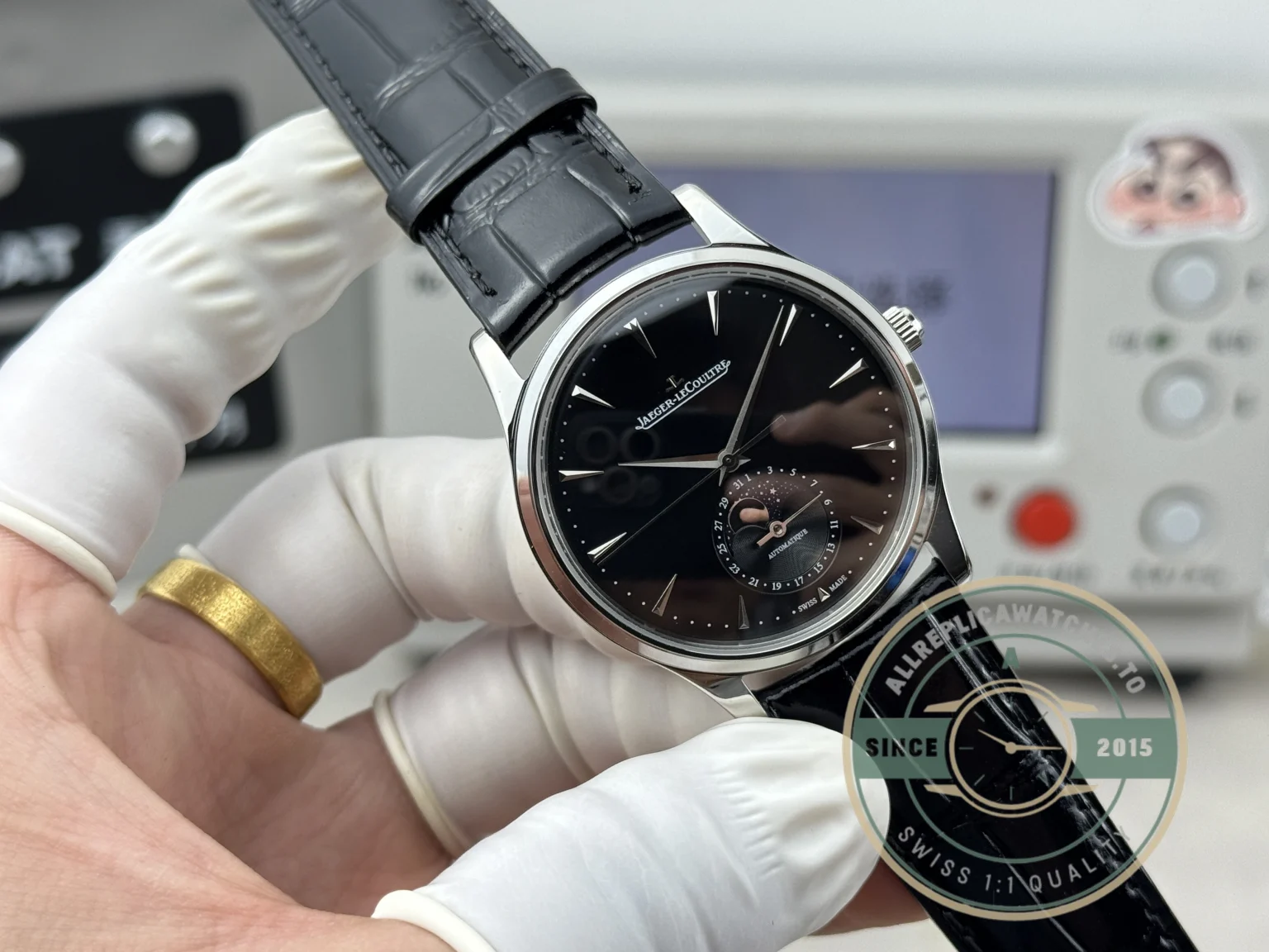 Replica Jaeger-LeCoultre Master Ultra Thin Moon 39mm Black Dial Q1368470 - Luxury Replica Watch