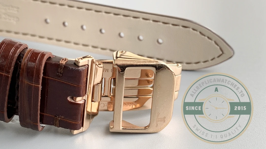 Replica Jaeger-LeCoultre Polaris Rose Gold 42 mm Black Dial 9022450 - 1:1 Swiss Replica Watch