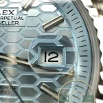 Replica Land-Dweller 40 mm M127336 Blue Dial - Budget Luxury Replica Watch